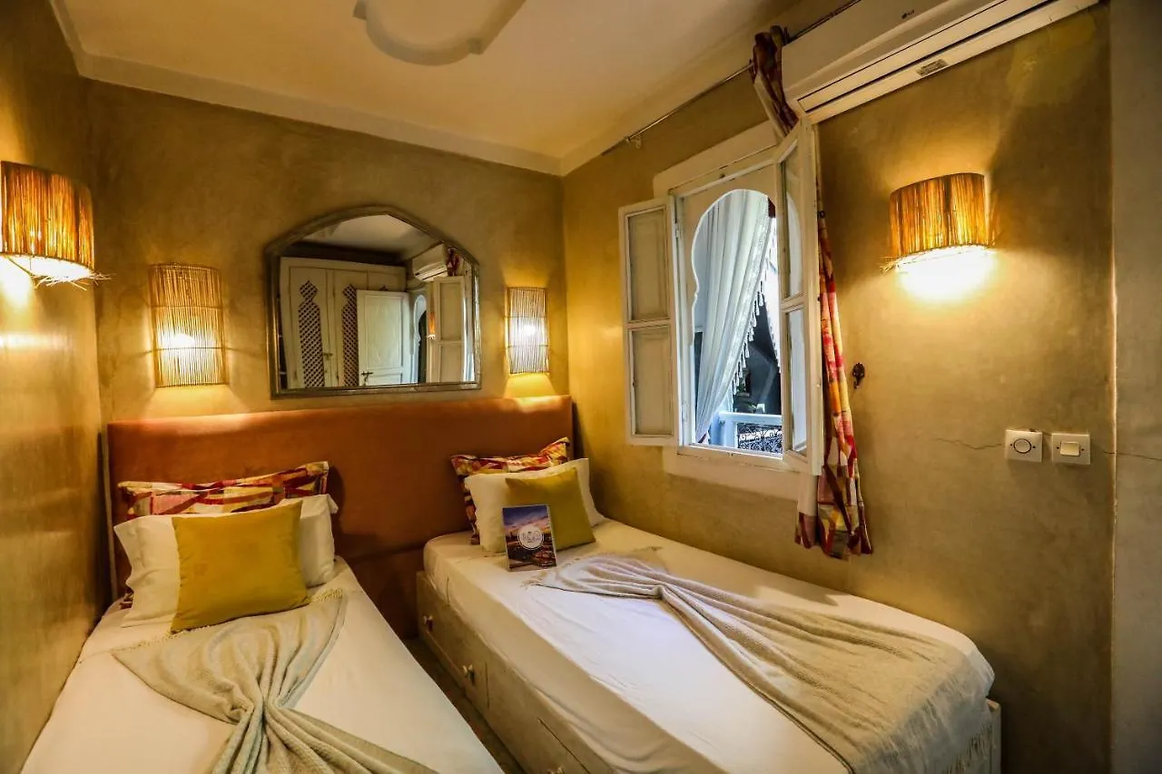 Riad Les 2 Portes Marrakesh 4*,